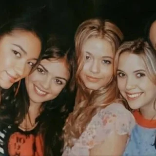 Imagem do Grupo 𝕻𝖗𝖊𝖙𝖙𝖞 𝕷𝖎𝖙𝖙𝖑𝖊 𝕷𝖎𝖆𝖗𝖘 💅